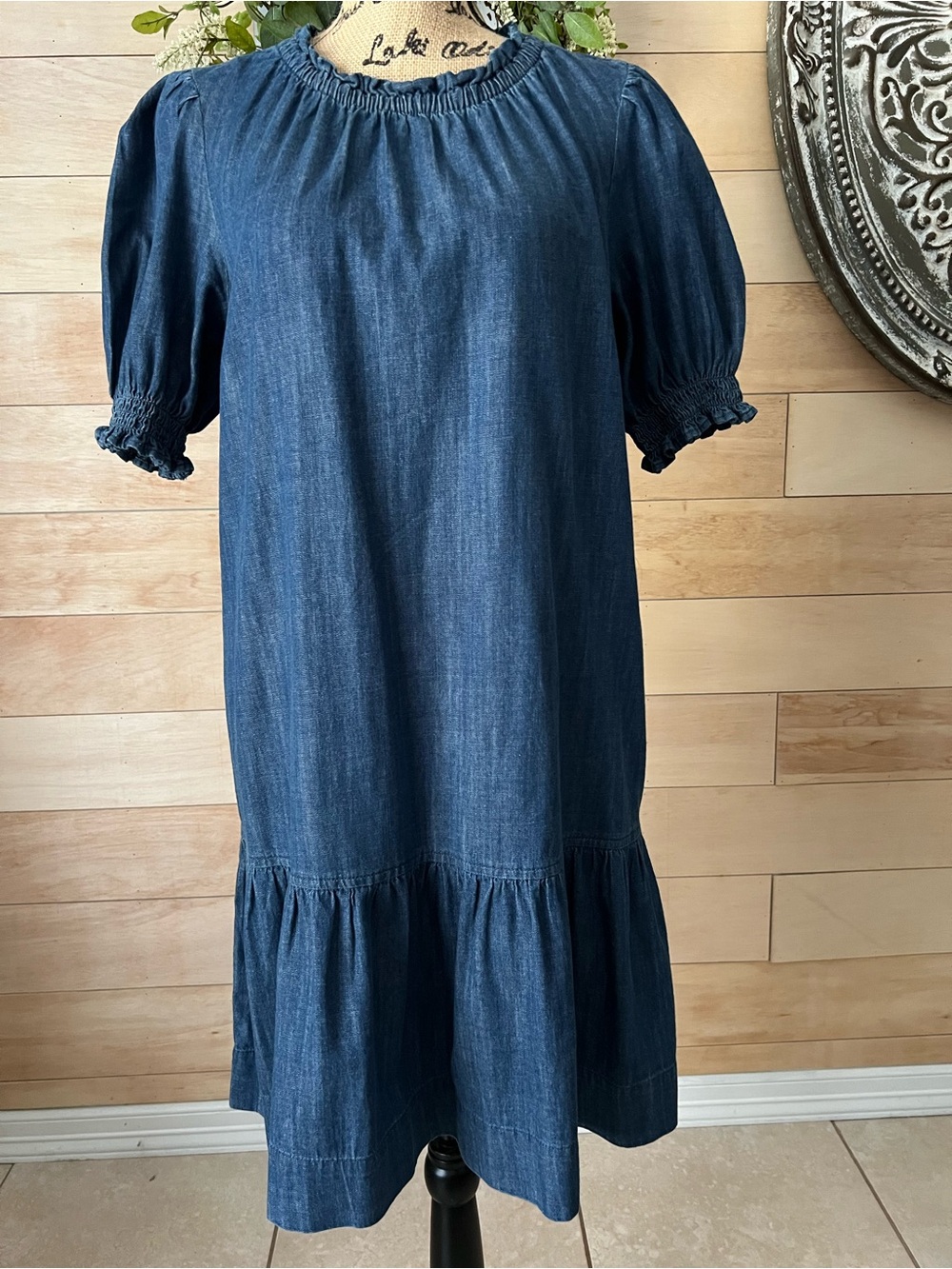 Free Assembly Denim Smocked-Neck Midi Dress - Blue Size Medium